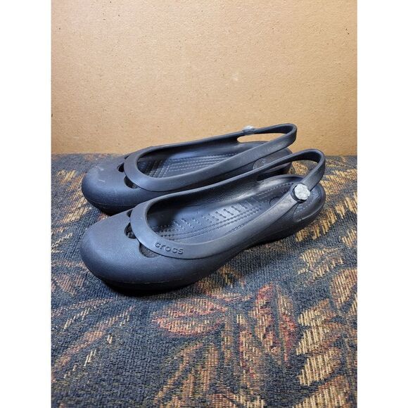 CROCS Womens Black Slingback Flats with Silver Rose Charm- Size 9 - Picture 2 of 10